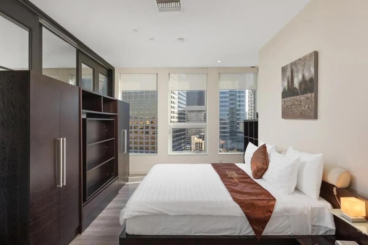 2 Bed 2 Bath Stylish Luxury Premium High-rise